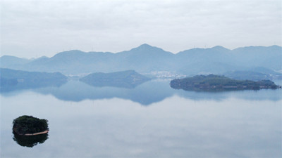 組圖｜浙江余姚：池杉漸紅，湖景如畫